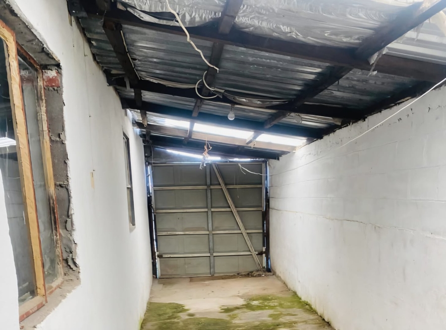 3 Bedroom Property for Sale in Umrhabulo Triangle Western Cape